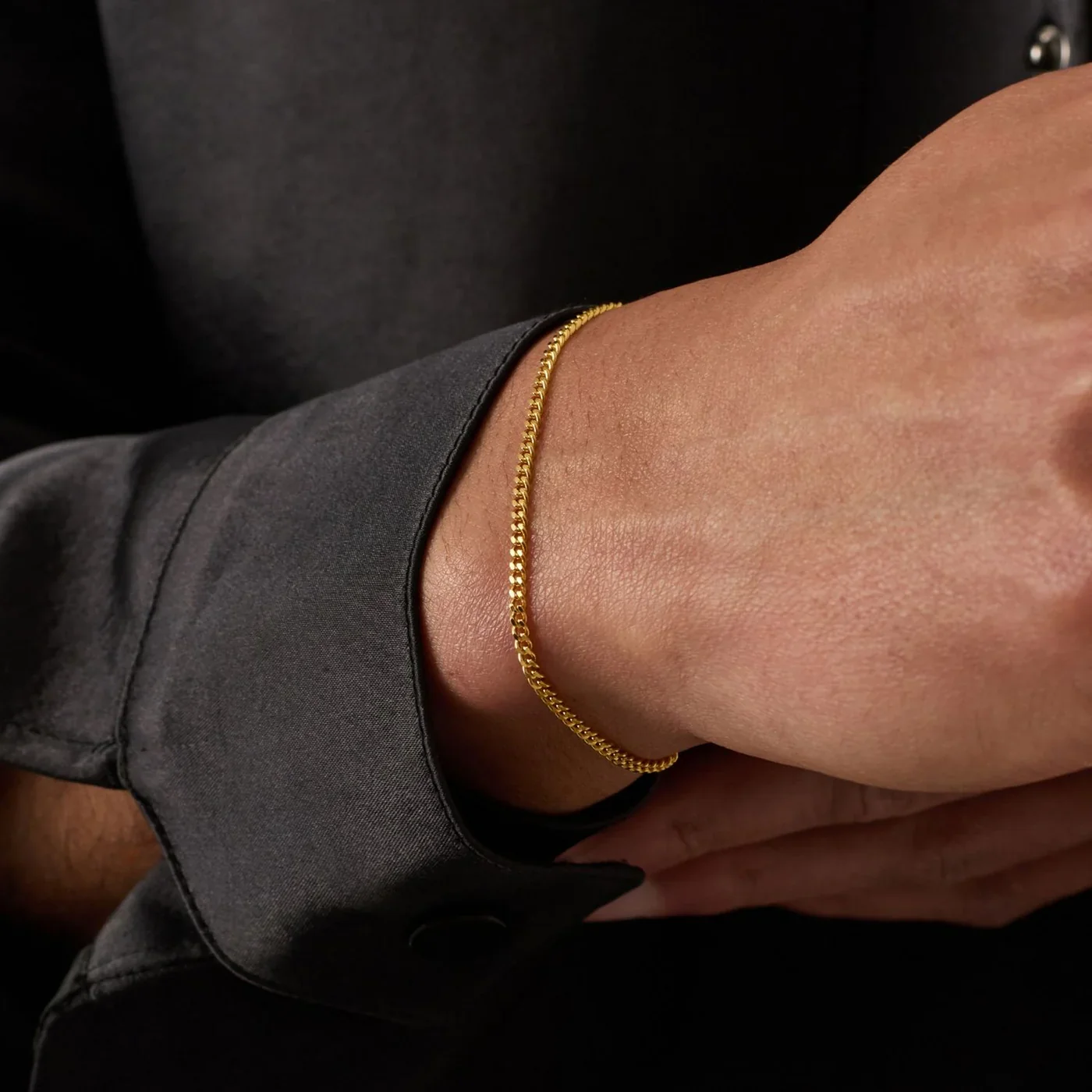 Curb Bracelet (Gold) 2mm - Image 3