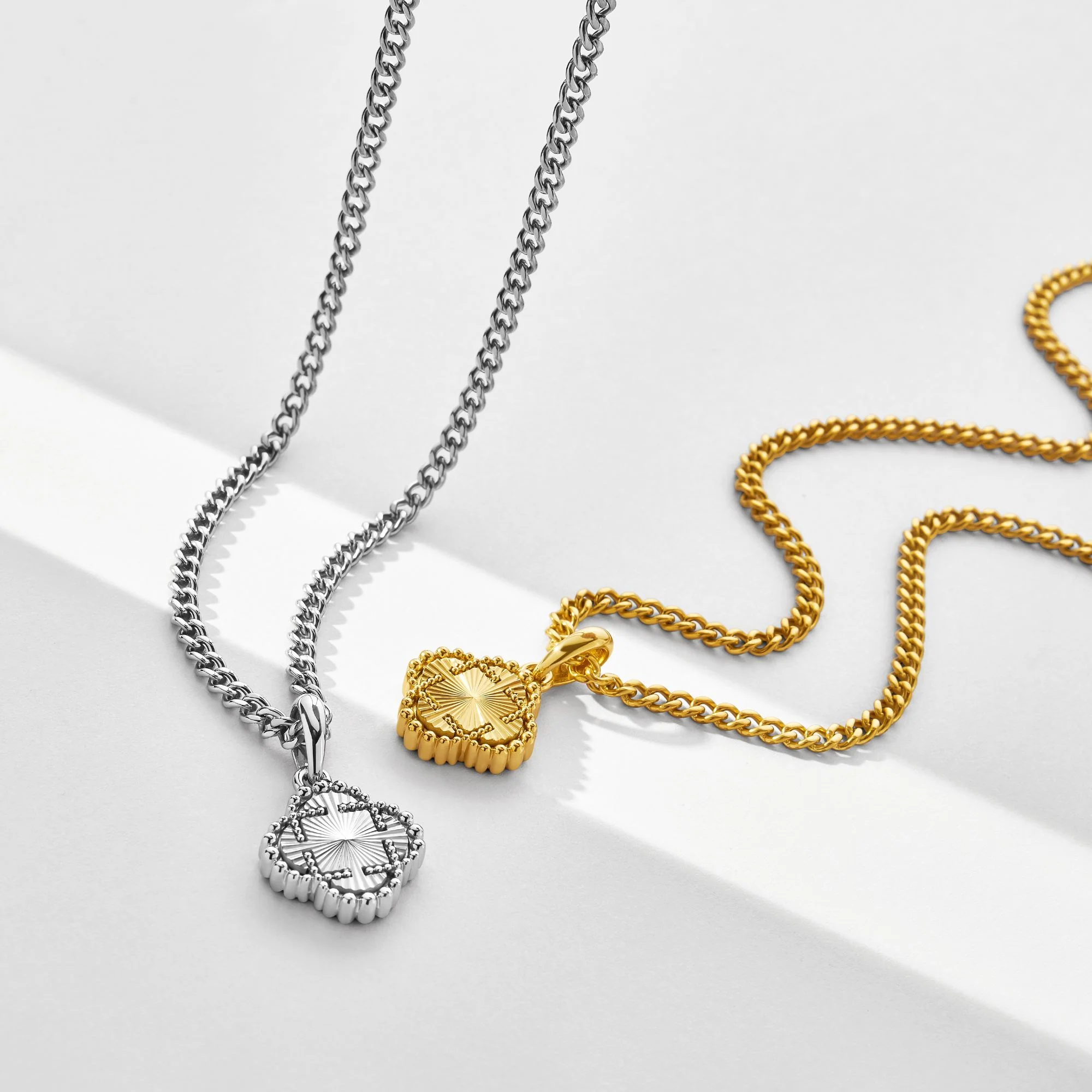 Clover Pendant (Silver) - Image 3